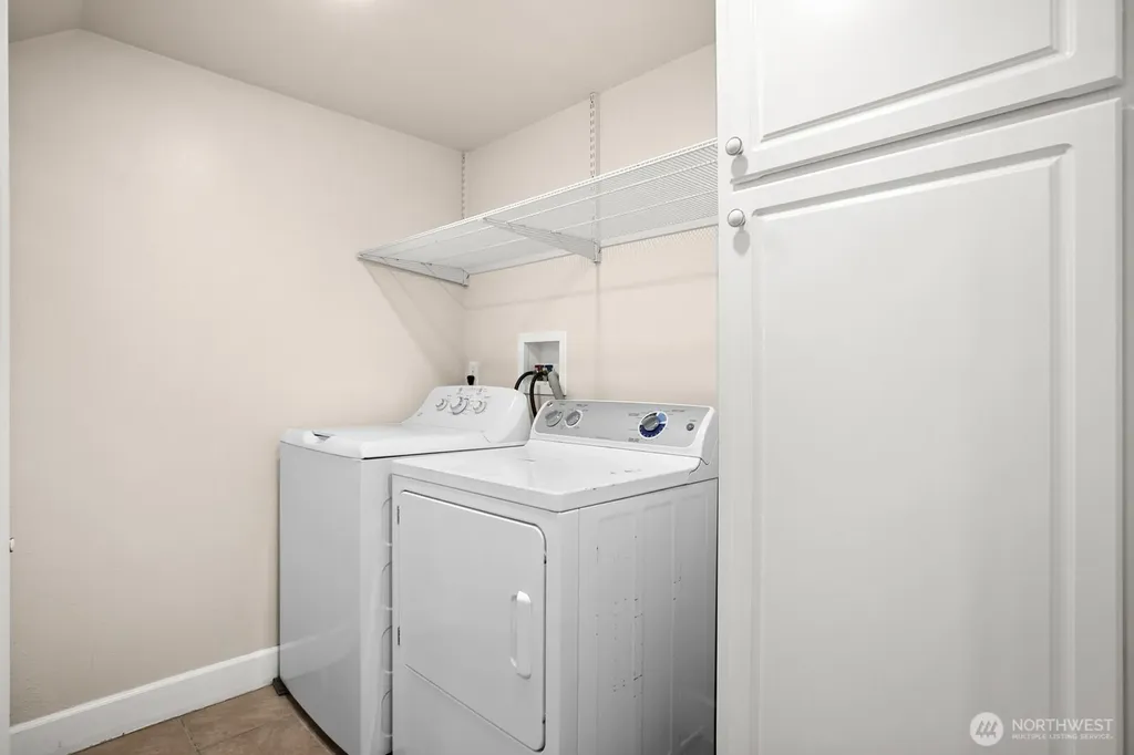 37110 5th Ave SW Federal Way WA 98023