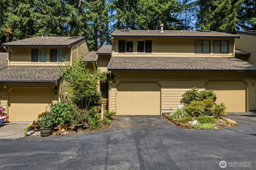 1314 Evergreen Park SW Olympia WA 98502