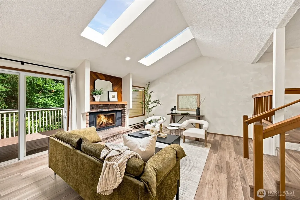 1314 Evergreen Park SW Olympia WA 98502