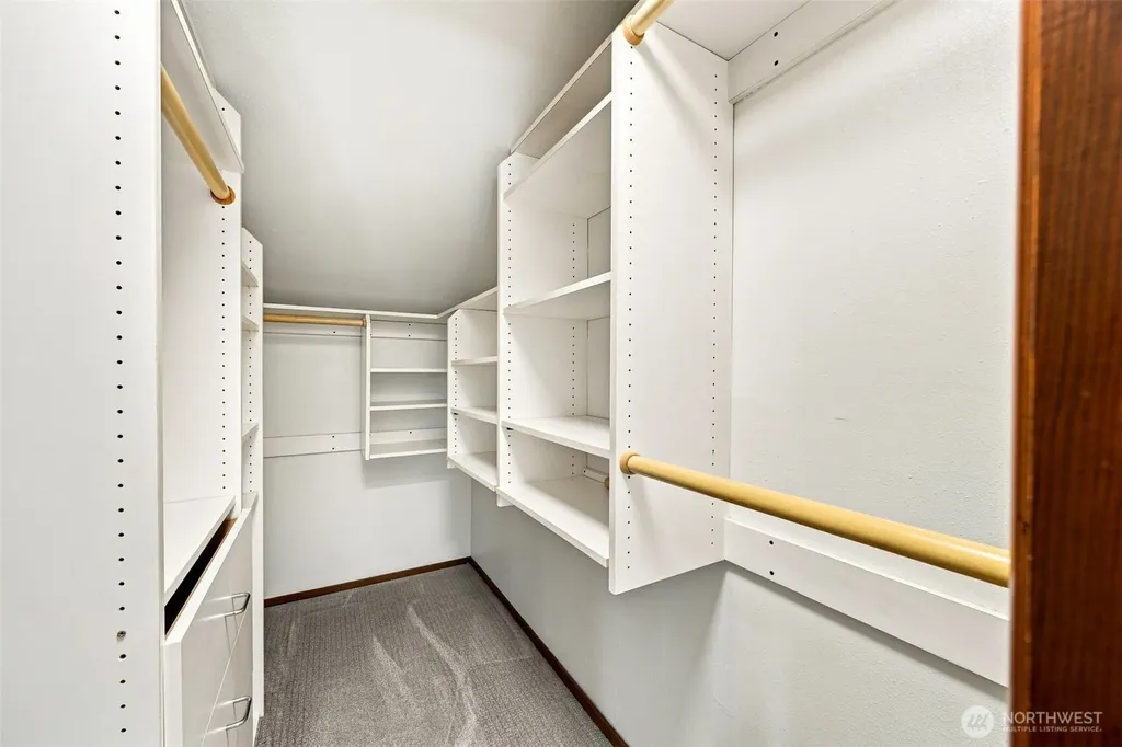 1314 Evergreen Park SW Olympia WA 98502