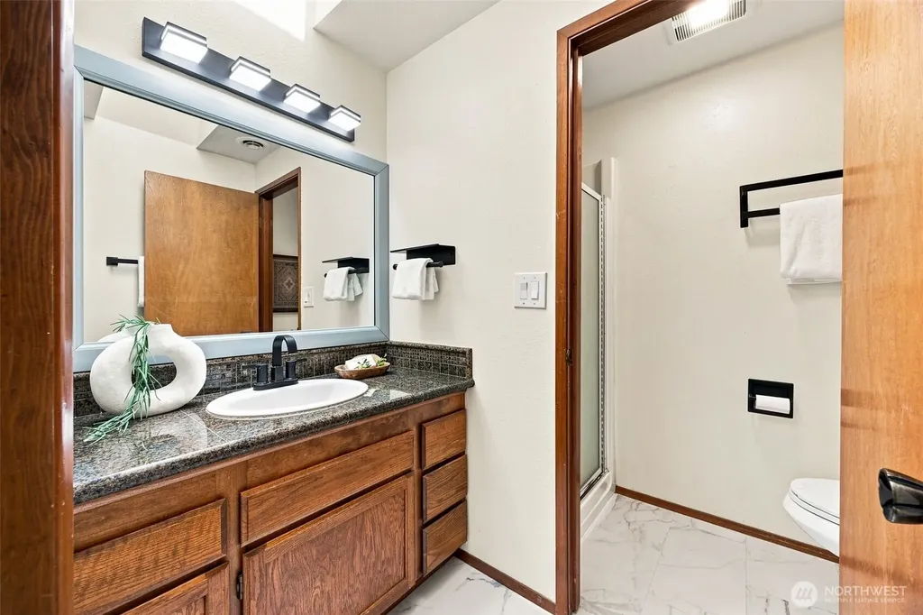1314 Evergreen Park SW Olympia WA 98502