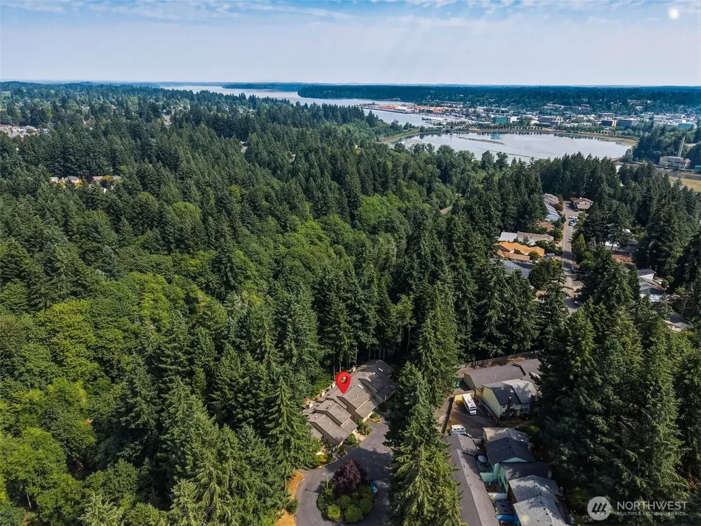 1314 Evergreen Park SW Olympia WA 98502