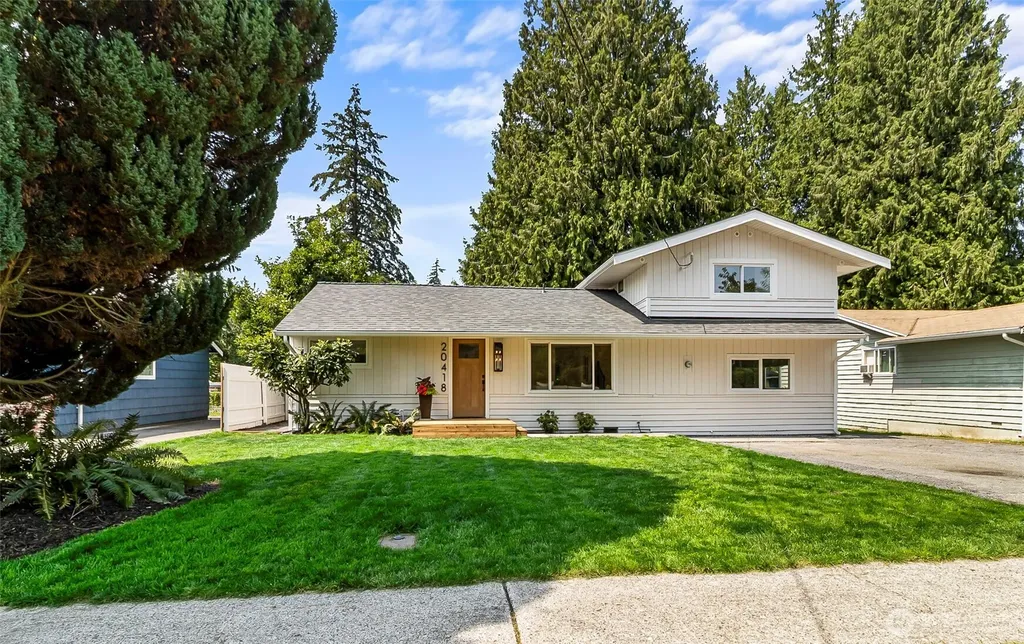 20418 54th Avenue W Lynnwood WA 98036