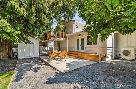 20418 54th Avenue W Lynnwood WA 98036