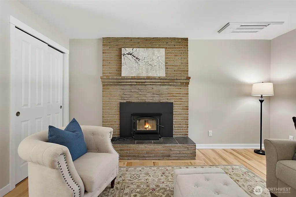 26204 SE 224th Street Maple Valley WA 98038