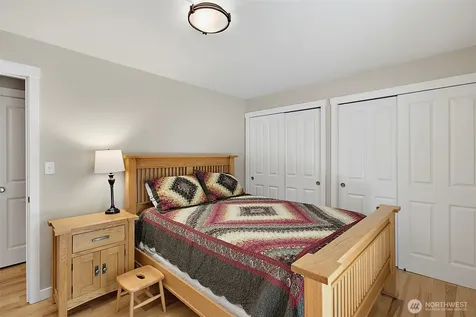 26204 SE 224th Street Maple Valley WA 98038
