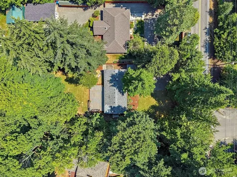 26204 SE 224th Street Maple Valley WA 98038