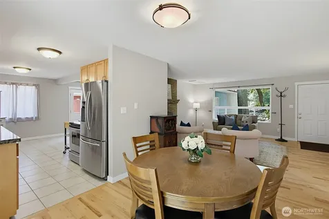26204 SE 224th Street Maple Valley WA 98038