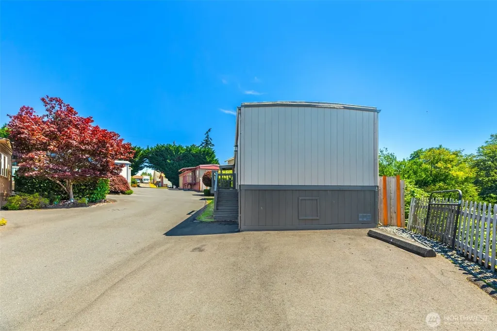 314 Avenue J Snohomish WA 98290