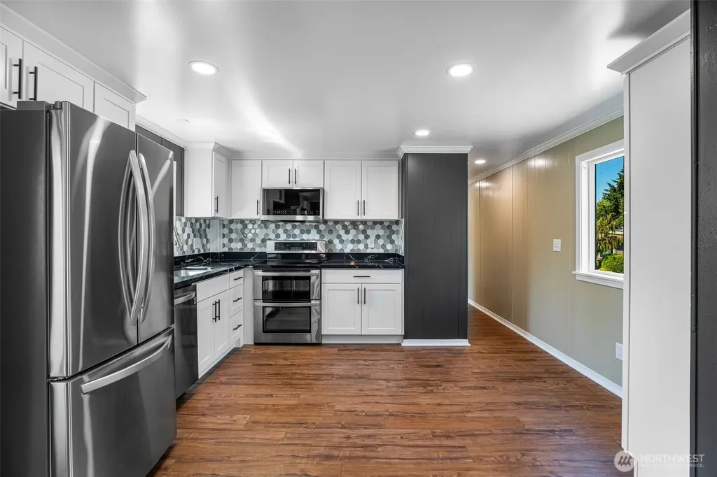 314 Avenue J Snohomish WA 98290