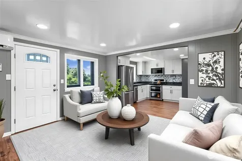 314 Avenue J Snohomish WA 98290