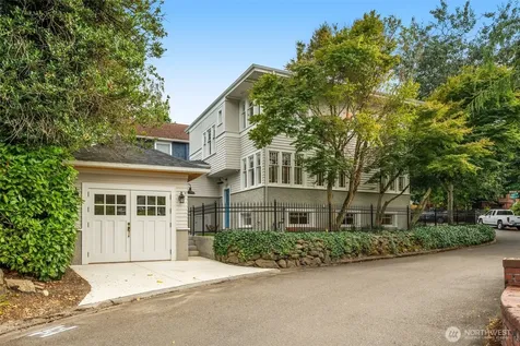 2416 2nd Avenue N Seattle WA 98109
