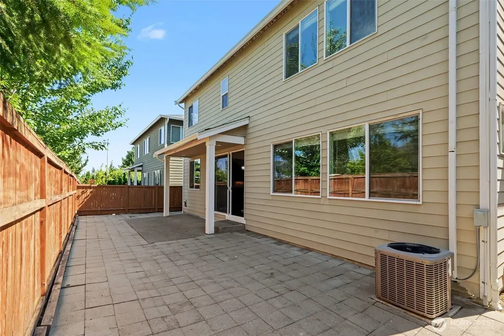3720 196th Place SE Bothell WA 98012