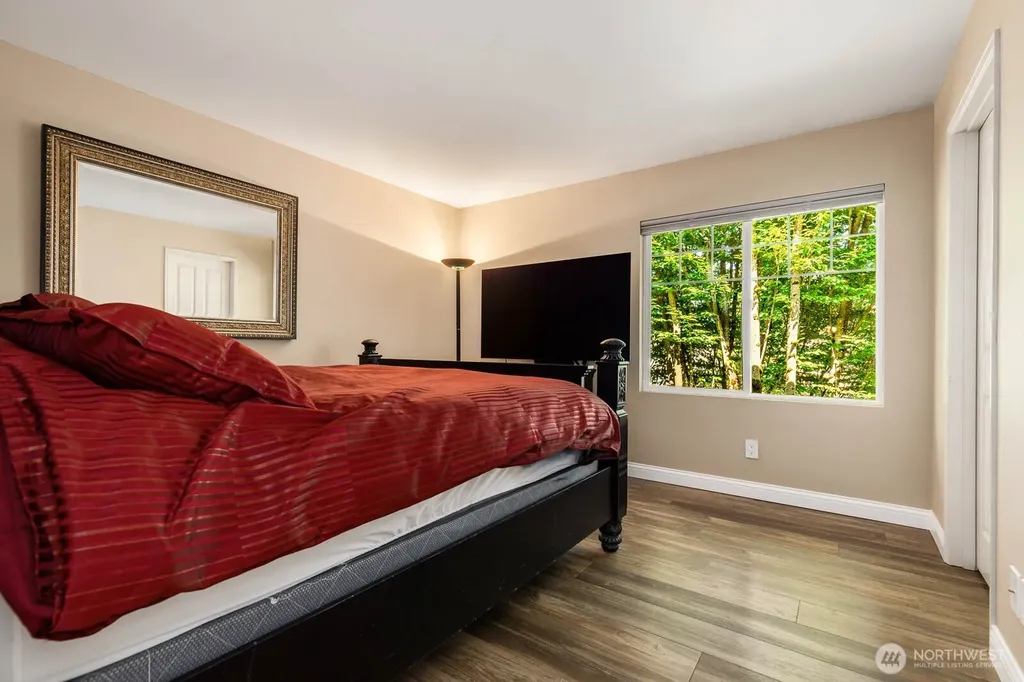 710 240th Way SE Sammamish WA 98074