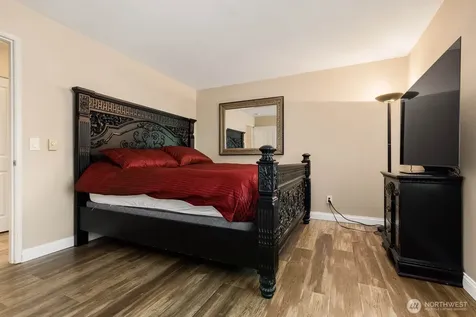 710 240th Way SE Sammamish WA 98074