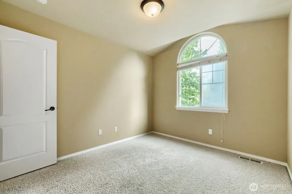 215 196th Place SW Bothell WA 98012