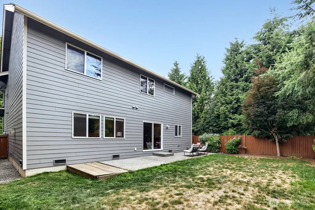 215 196th Place SW Bothell WA 98012
