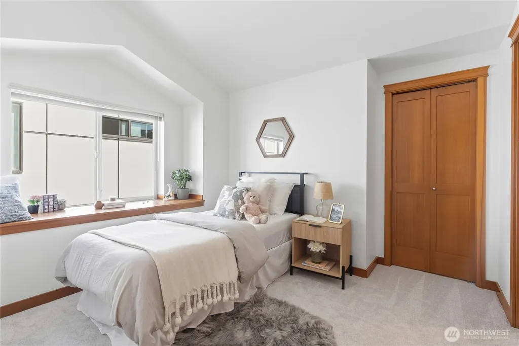 821 NW 53rd Street Seattle WA 98107