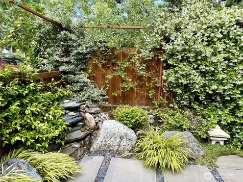 821 NW 53rd Street Seattle WA 98107