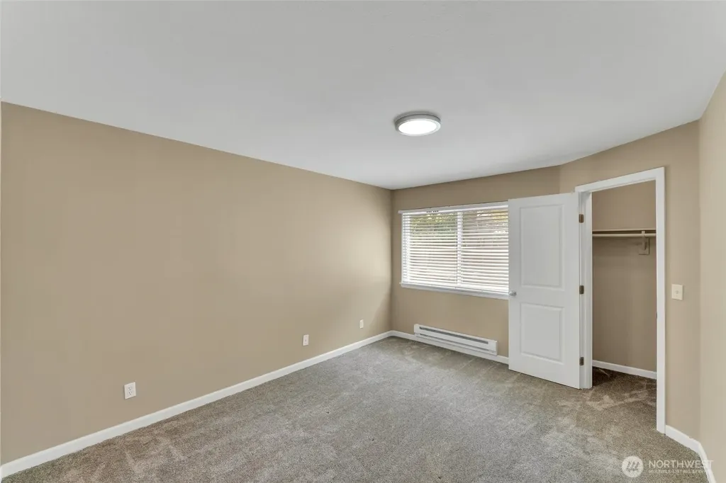 31500 33rd Place SW Federal Way WA 98023
