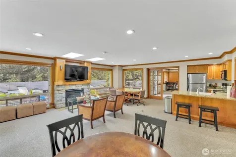 31500 33rd Place SW Federal Way WA 98023