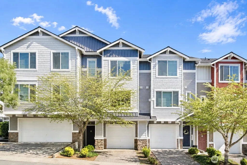 15720 Manor Way Lynnwood WA 98087