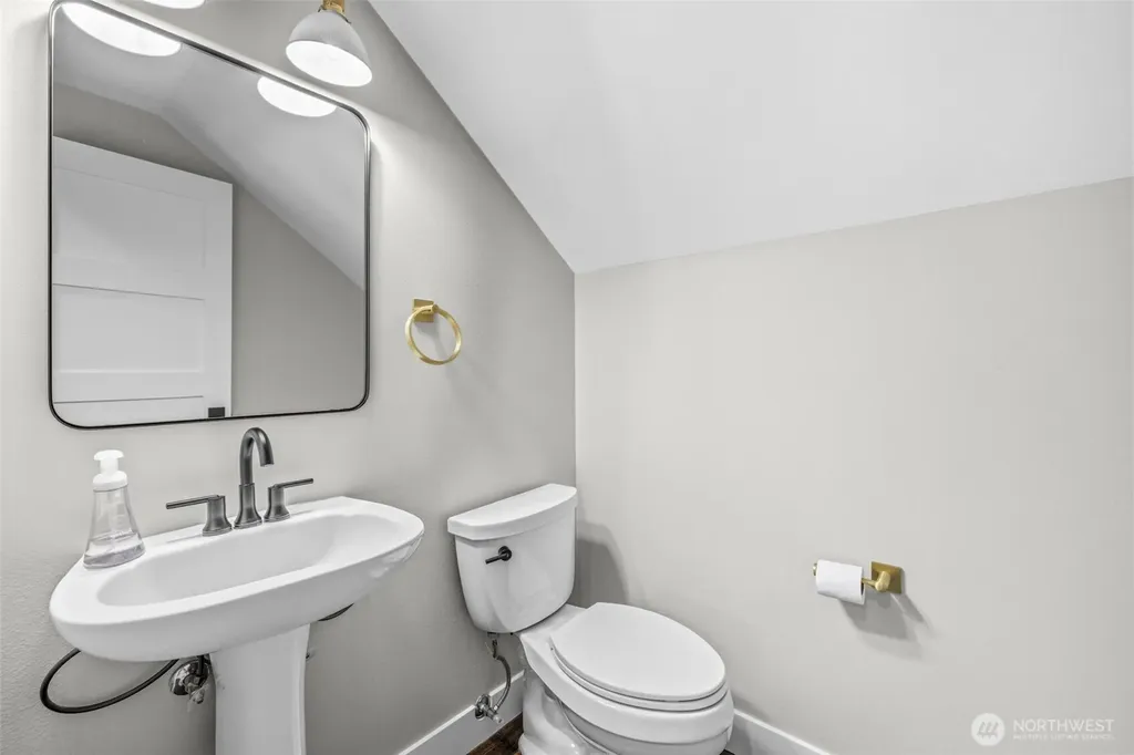 8829 NE 178th Street Bothell WA 98011
