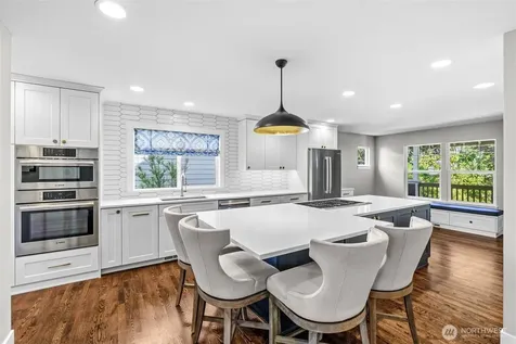 8829 NE 178th Street Bothell WA 98011