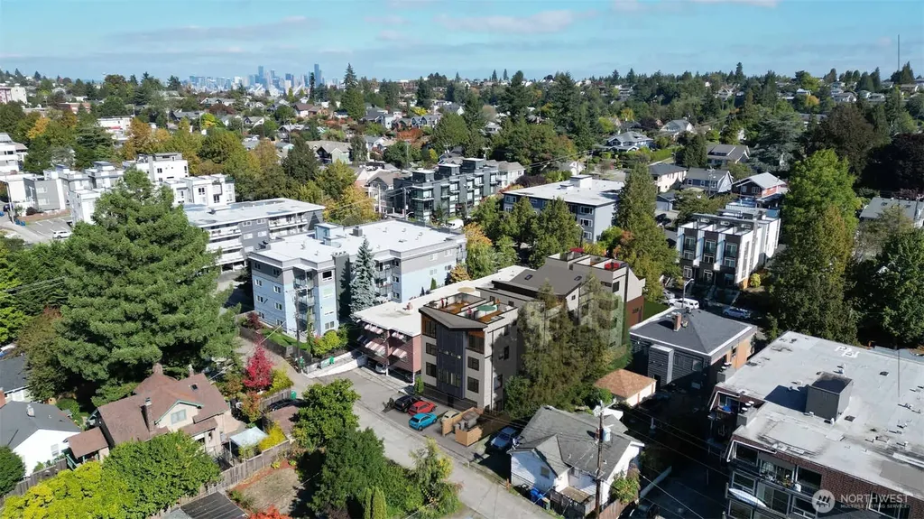 5617 California Avenue SW Seattle WA 98136