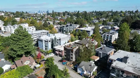 5617 California Avenue SW Seattle WA 98136