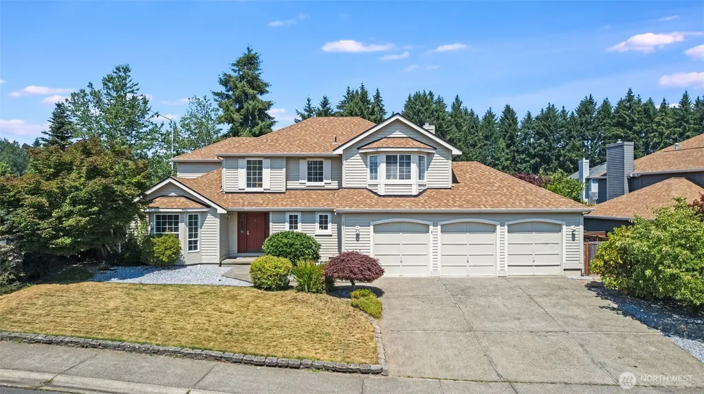 101 Eagle Ridge Drive E Puyallup WA 98374