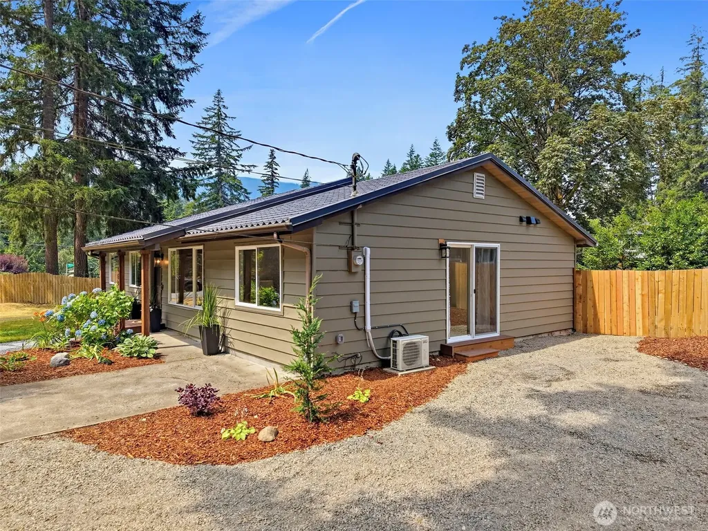 14641 450th Avenue SE North Bend WA 98045