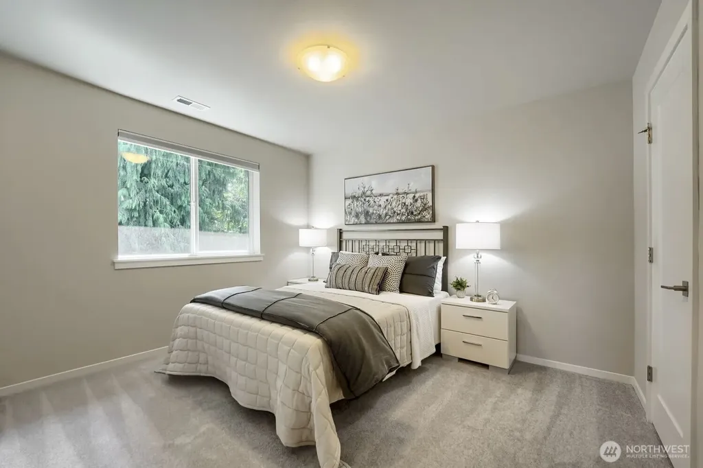 13521 NE 128th Place Kirkland WA 98034