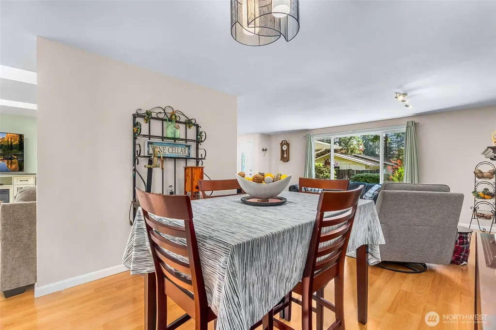4805 33rd Court SE Lacey WA 98503