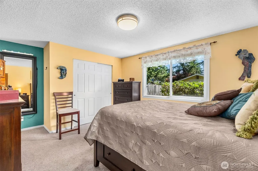 4805 33rd Court SE Lacey WA 98503