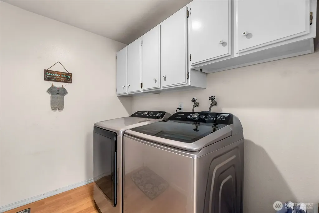 4805 33rd Court SE Lacey WA 98503