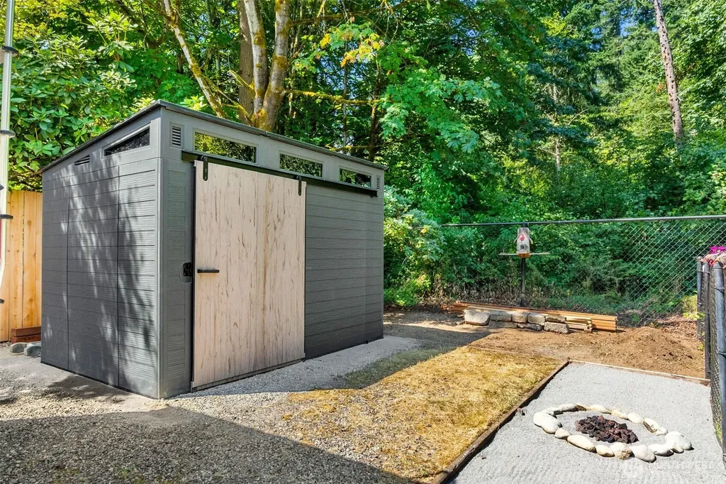 4805 33rd Court SE Lacey WA 98503