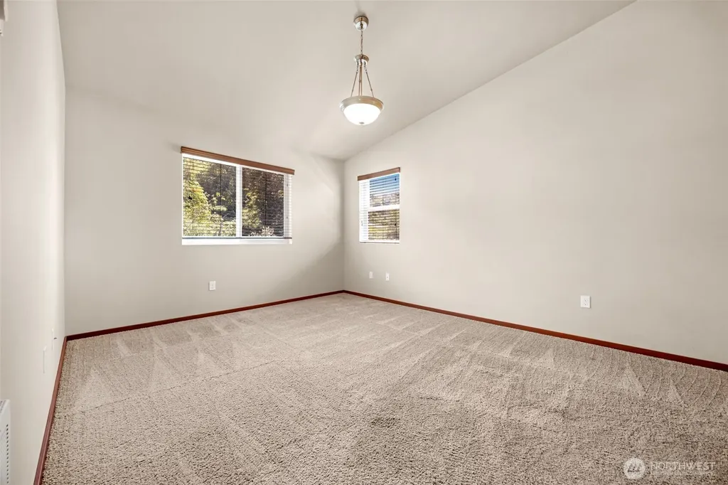 7515 100th Street NE Marysville WA 98270