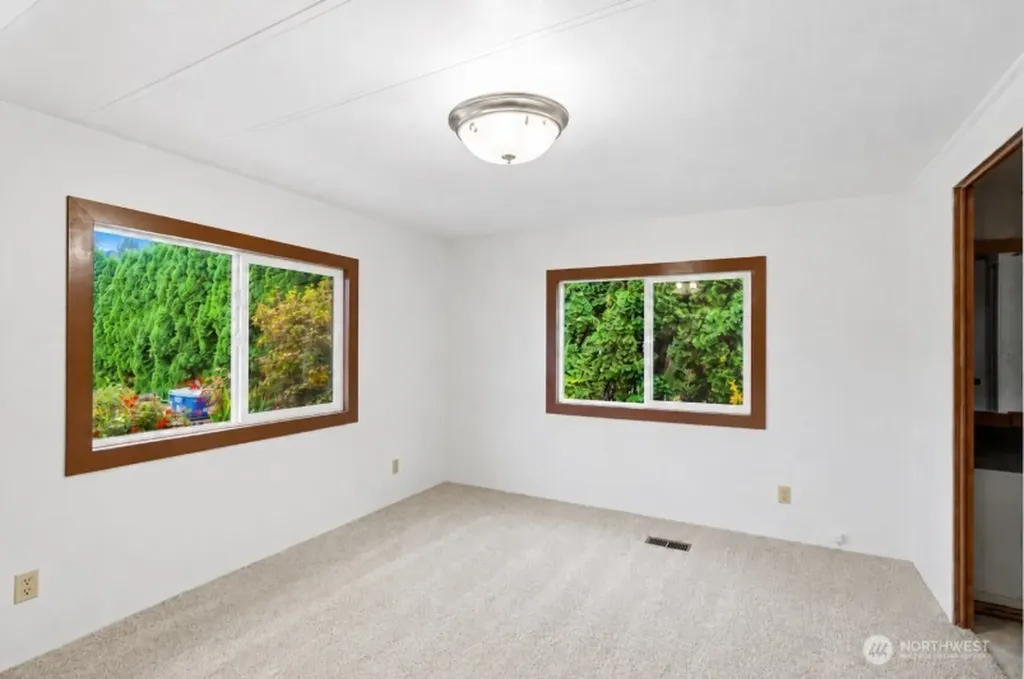 2399 Nightingale Lane Kelso WA 98626