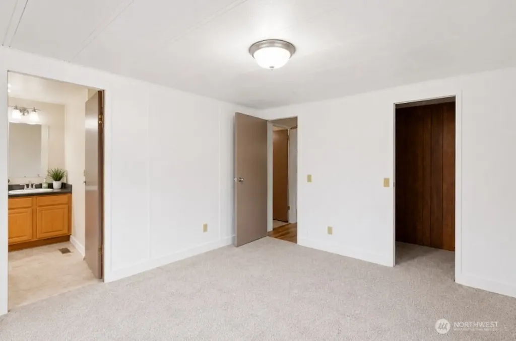 2399 Nightingale Lane Kelso WA 98626