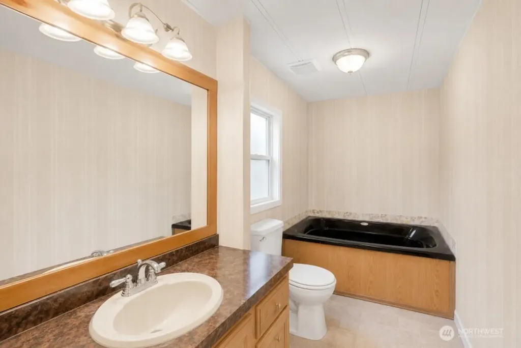2399 Nightingale Lane Kelso WA 98626