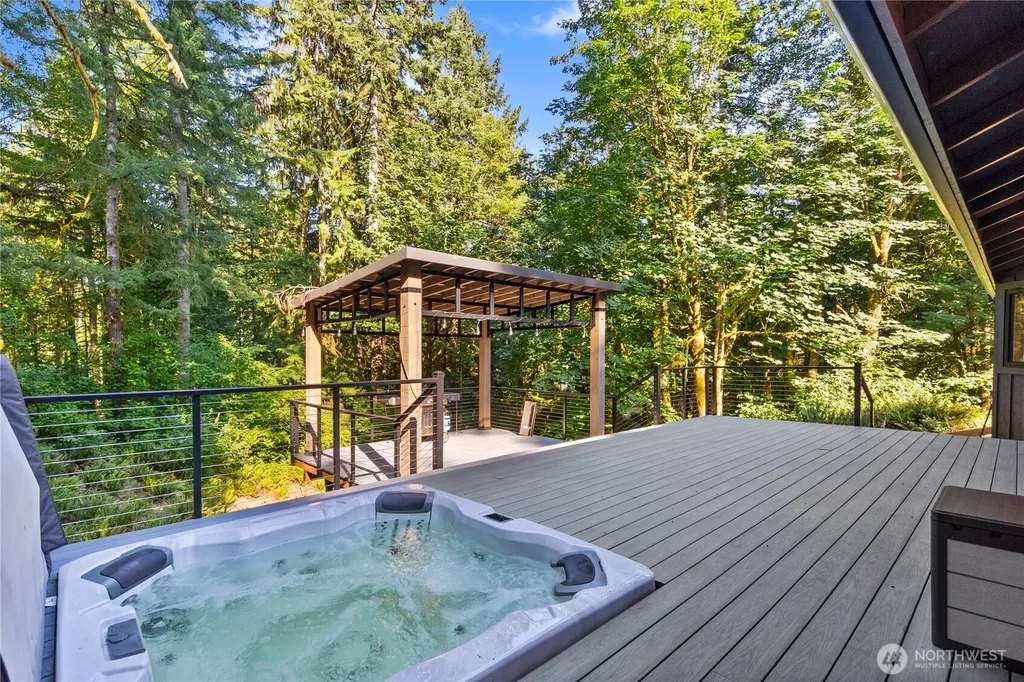 6636 Westhill Drive SW Olympia WA 98512