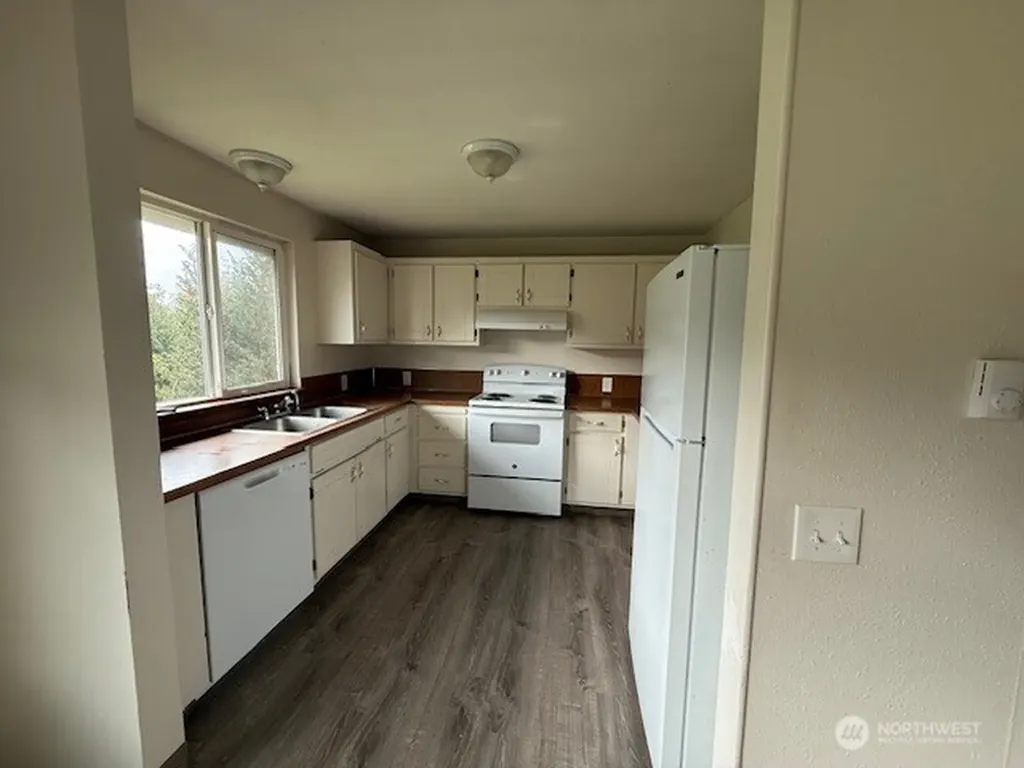 1913 Coolidge Road Aberdeen WA 98520