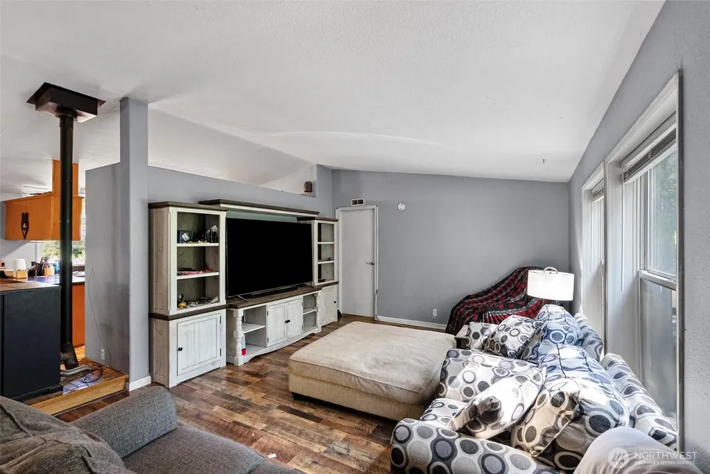 14446 Spindrift Lane SW Port Orchard WA 98367