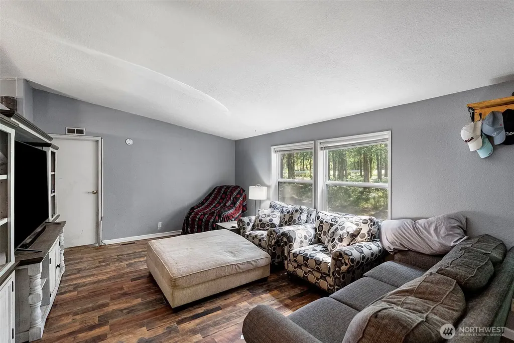 14446 Spindrift Lane SW Port Orchard WA 98367