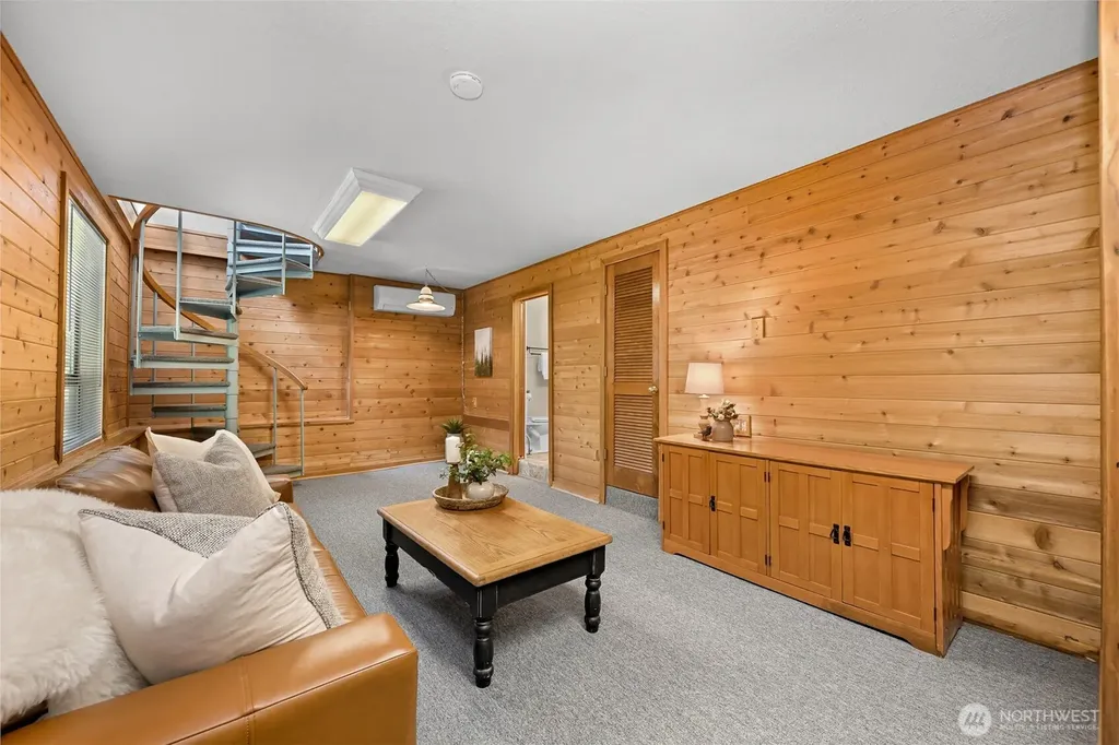 10 Sparrow Court Bellingham WA 98229