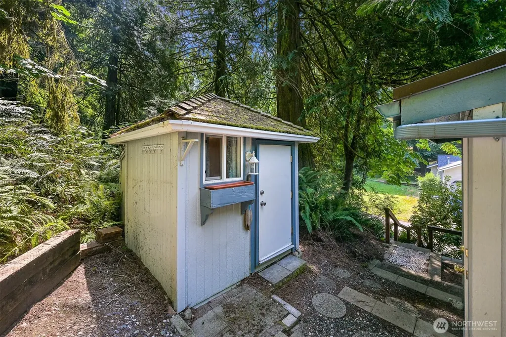 10 Sparrow Court Bellingham WA 98229