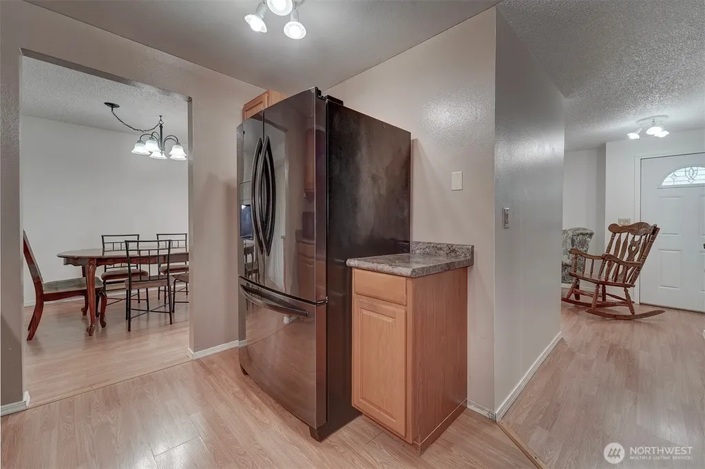 7085 Thebes Street NE Bremerton WA 98311