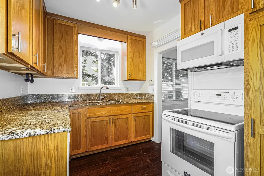 3627 Monroe Street Tacoma WA 98409