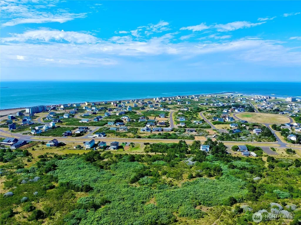1376 E Ocean Shores Boulevard SW Ocean Shores WA 98569